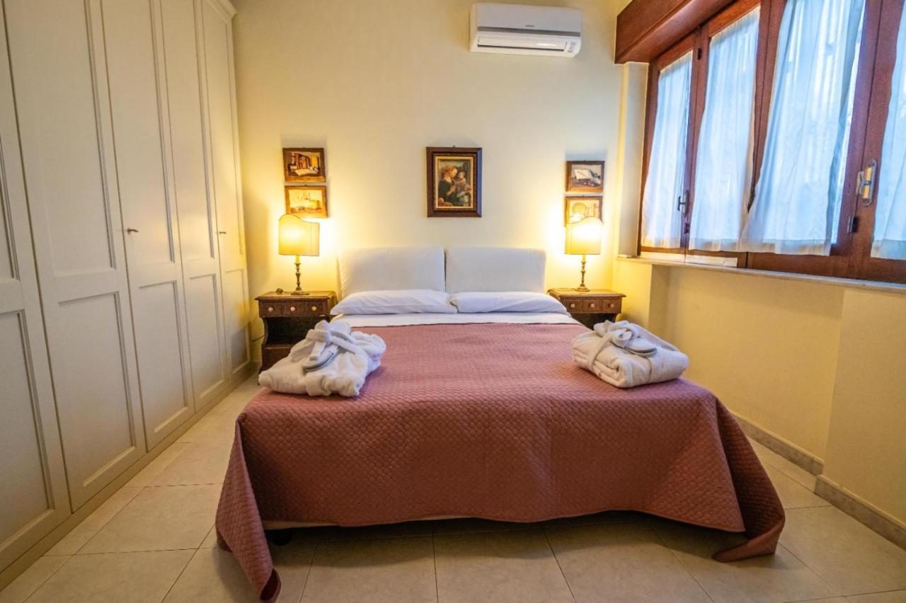 Apartamento Courrier-House Aci Castello Exterior foto