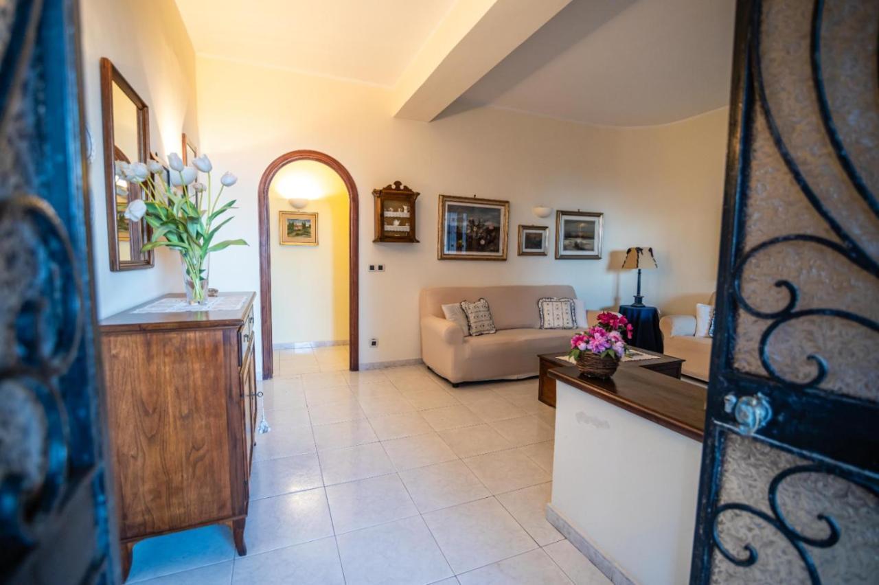 Apartamento Courrier-House Aci Castello Exterior foto